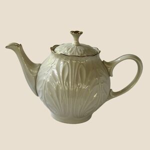 VTG Lenox Cottage Teapot w/ Gold Trim Embossed Leaf Pattern Scalloped